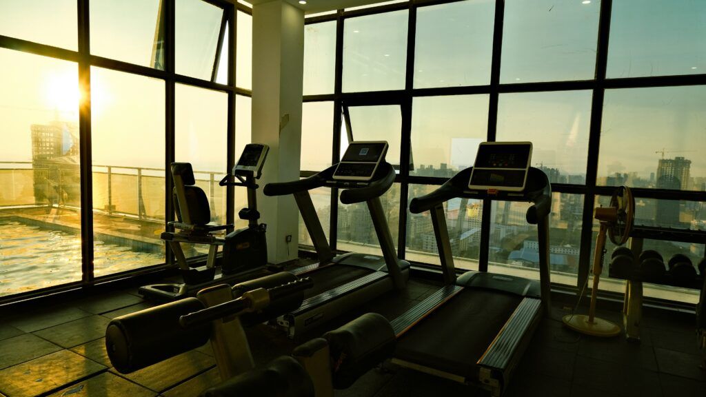 10 minute morning workout -sunrise workout scene
