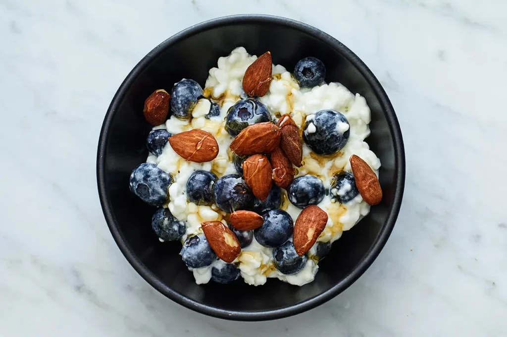 Cottage Cheese with Berries