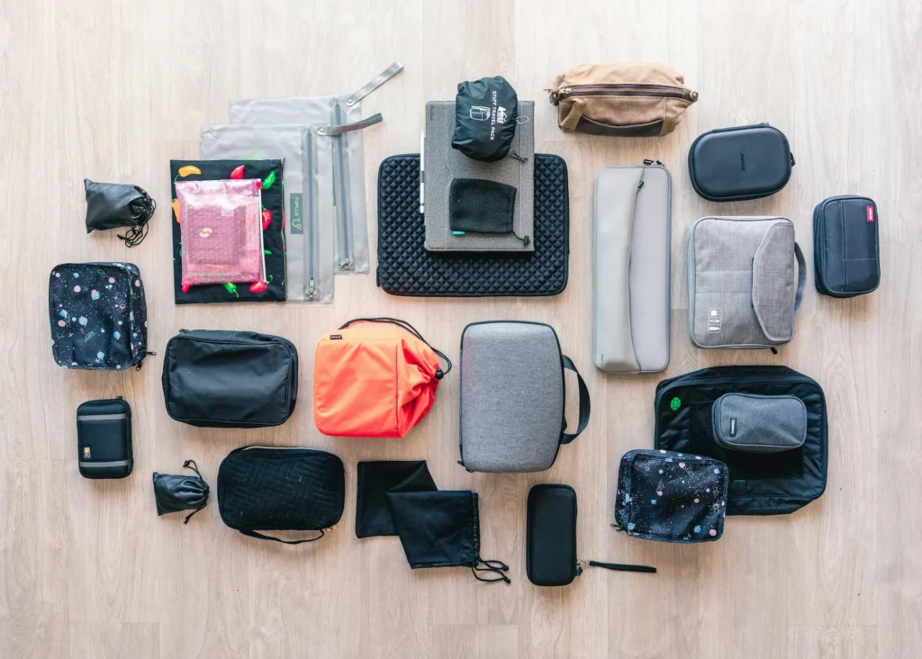 packing cubes flatlay
